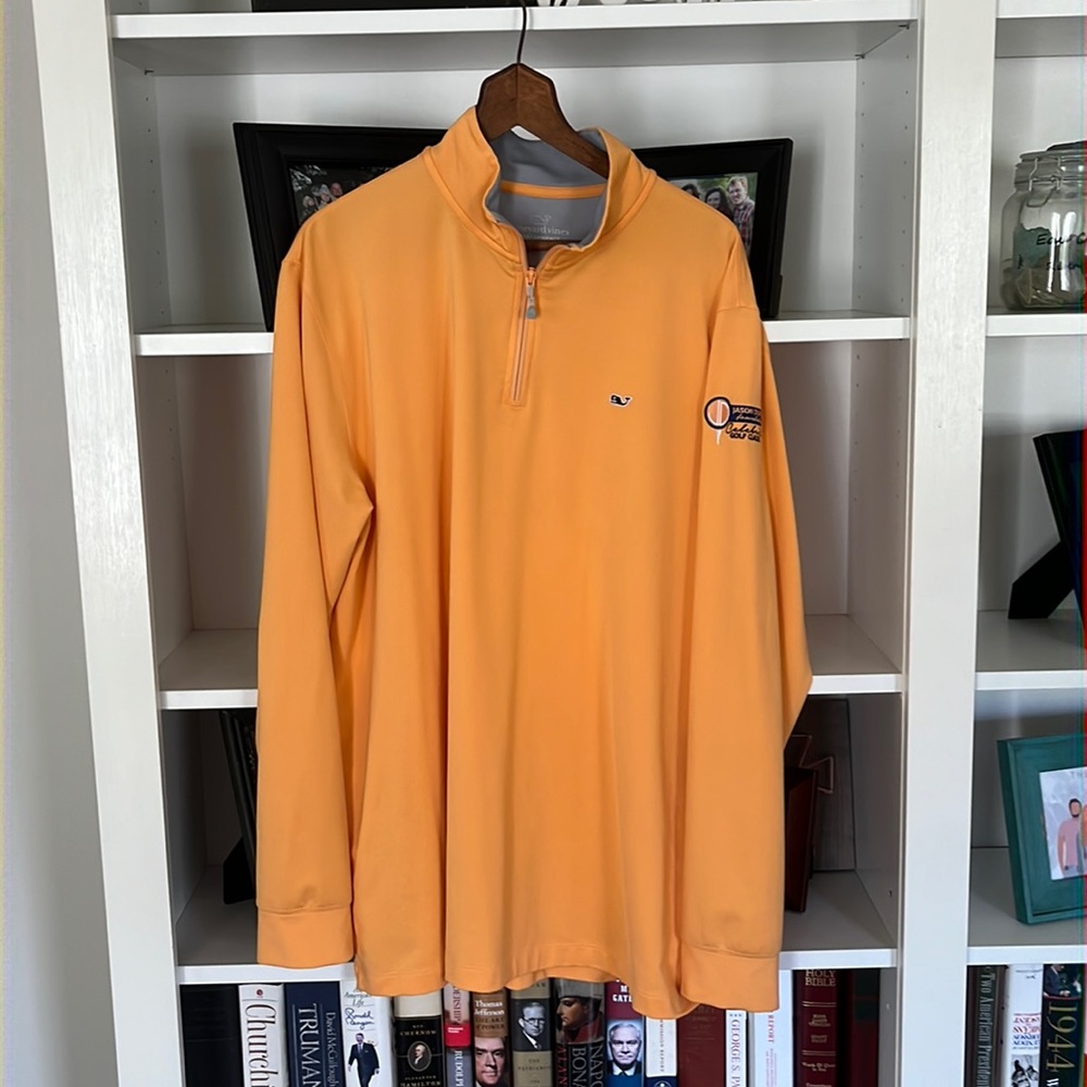 Vineyard Vines Performance quarter zip pull over